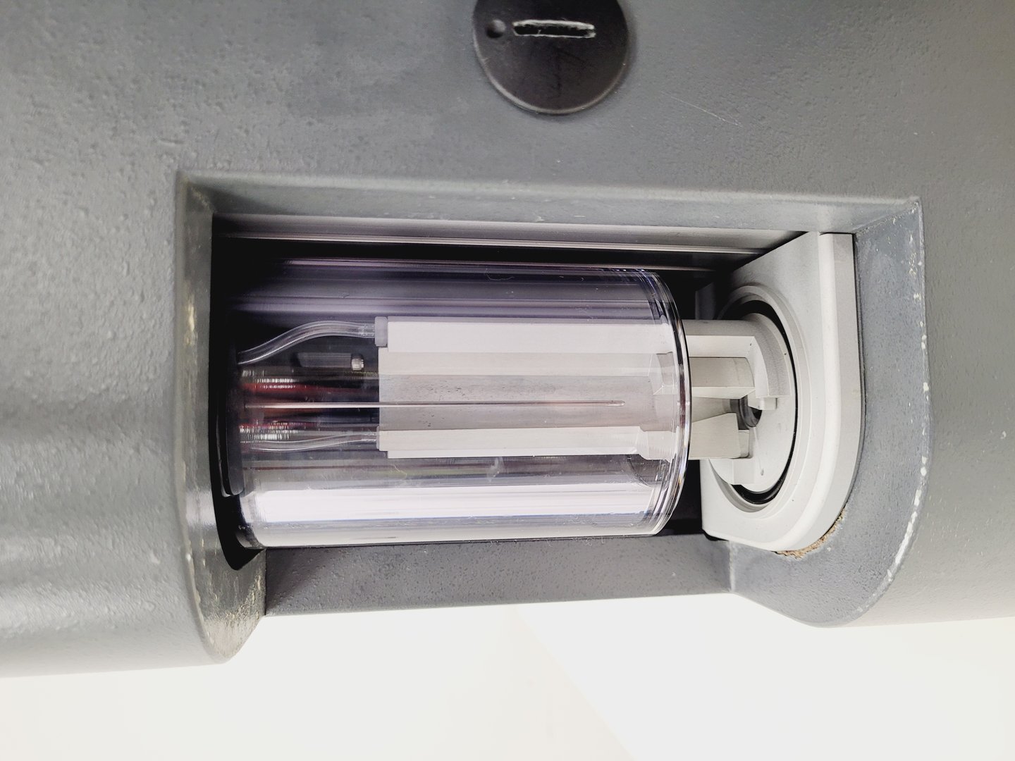 Image of MoFlo Astrios EQ Cell Sorter 4 laser system Lab