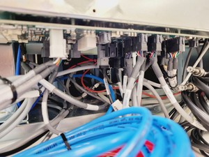 Thumbnail image of MoFlo Astrios EQ Cell Sorter 4 laser system Lab