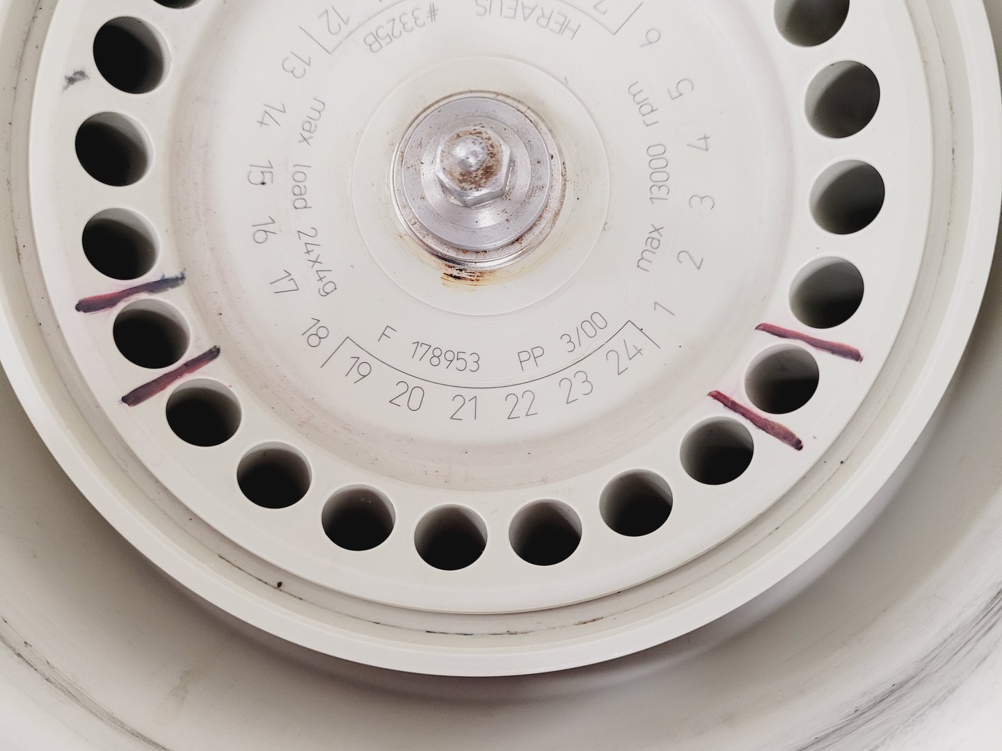 Image of Fisher Scientific accuSpin Micro with 13000rpm Rotor Cat No. 75003245 Lab