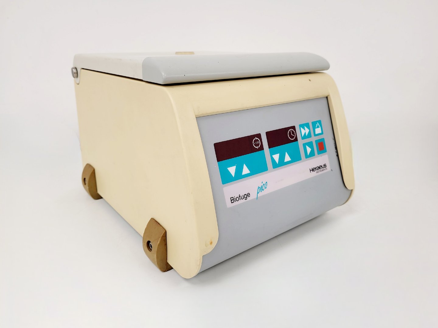 Image of Heraeus Biofuge Pico Centrifuge with 3324 Rotor Lab