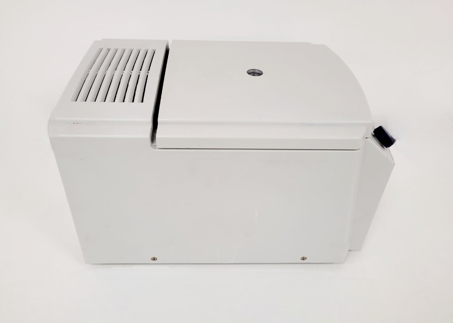 Image of Eppendorf 5415R Refrigerated Benchtop Centrifuge with 13200rpm Rotor Lab