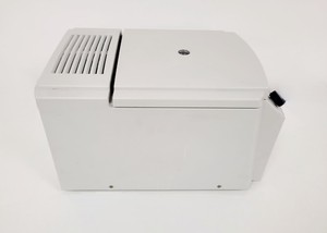 Thumbnail image of Eppendorf 5415R Refrigerated Benchtop Centrifuge with 13200rpm Rotor Lab