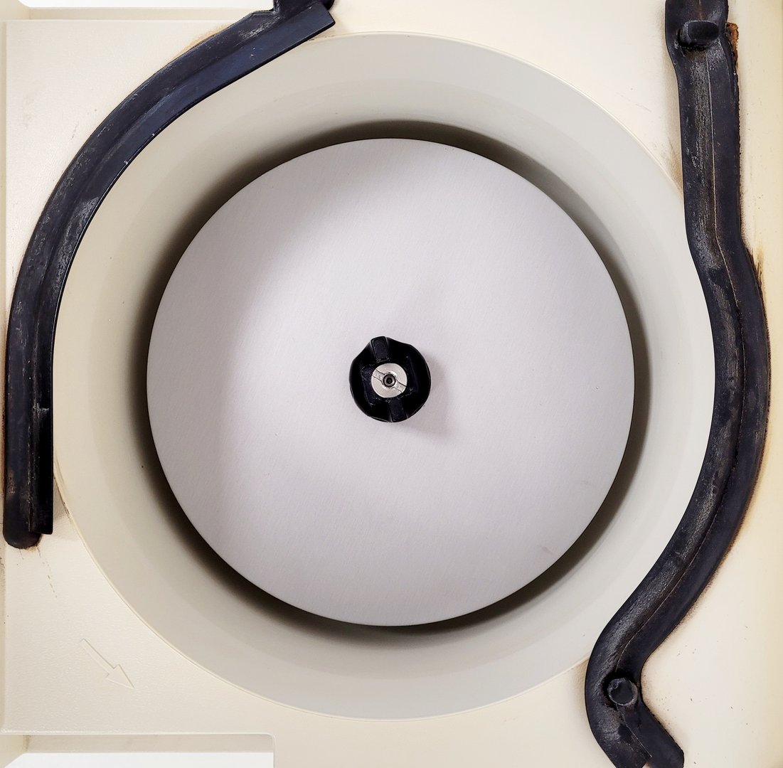 Image of Heraeus Biofuge Haemo Centrifuge with 1067 Haematocrit Dish Rotor Lab