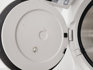Thumbnail image of Beckman Coulter Avanti J-26S-XP High Performance Centrifuge with Rotors Lab