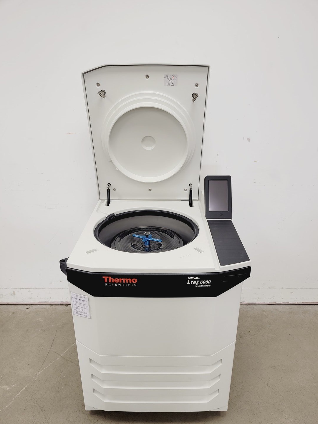 Image of Thermo Sorvall Lynx 6000 Centrifuge With FiberLite F9-6x1000 LEX Rotor Lab