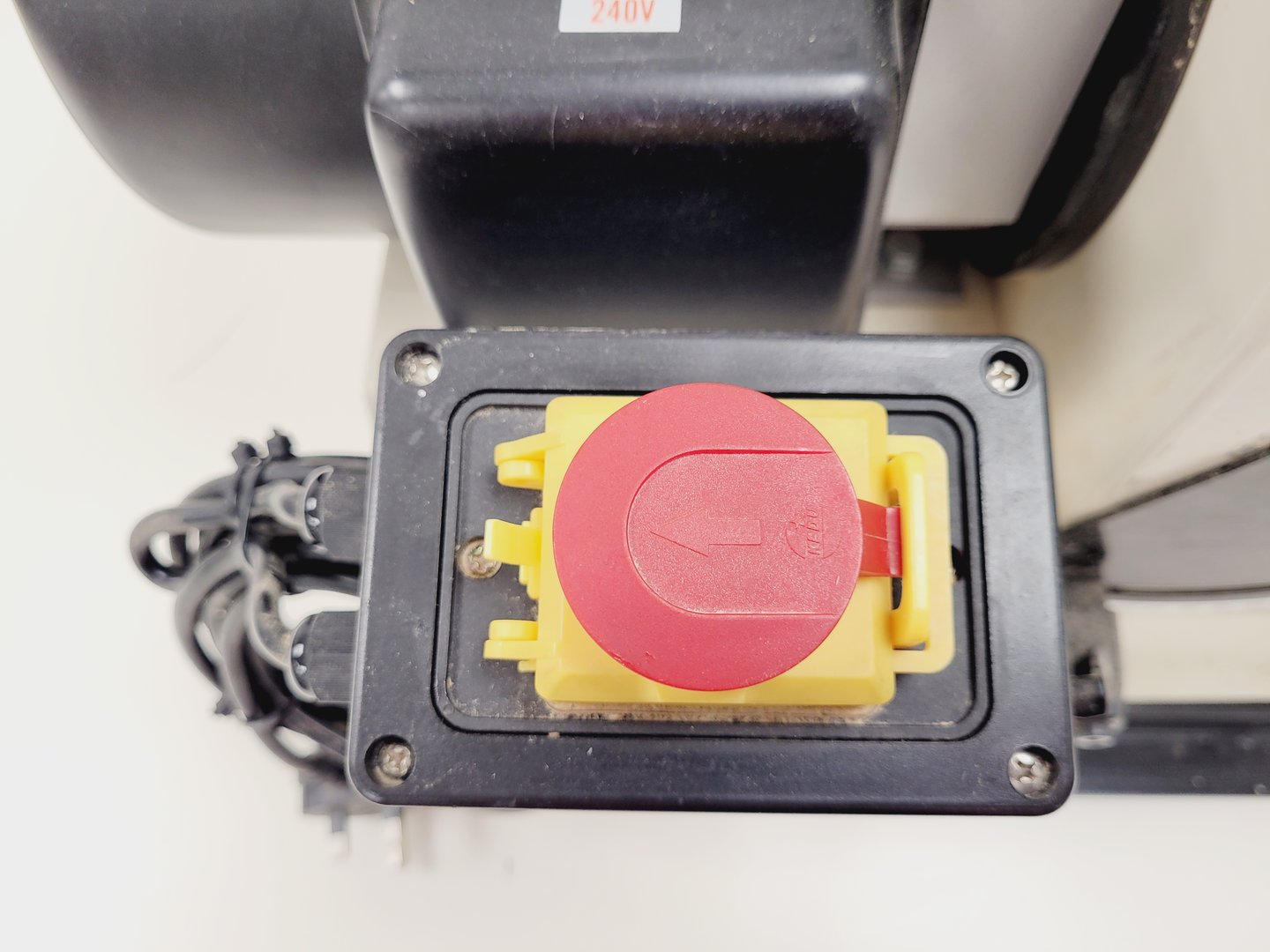 Image of Axminster AS12DLMB 300mm Braked Disc Sander