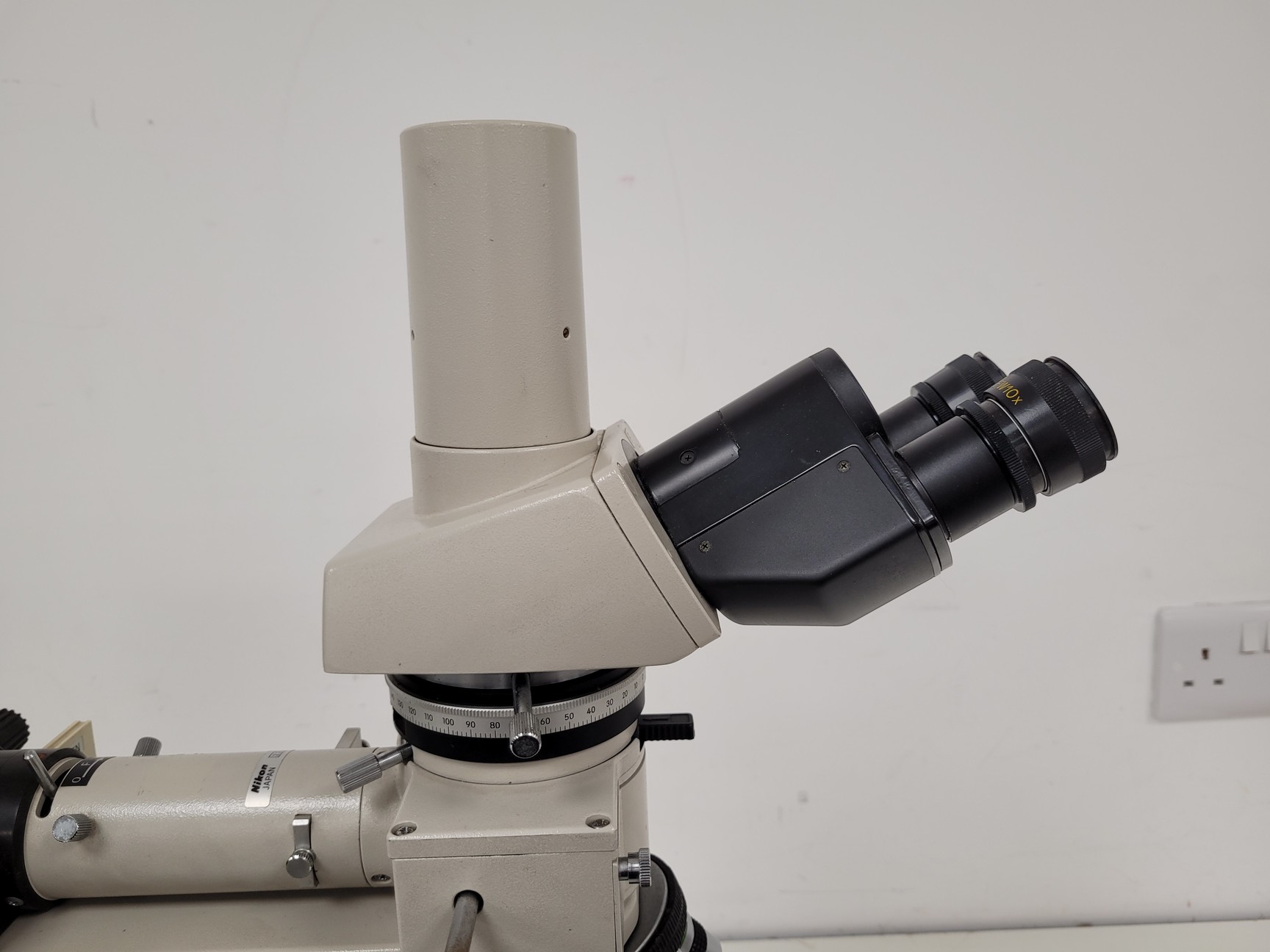 Image of Nikon Optiphot Compound Microscope with 5 x Objectives ph3 P DPlan 20P0 Lab