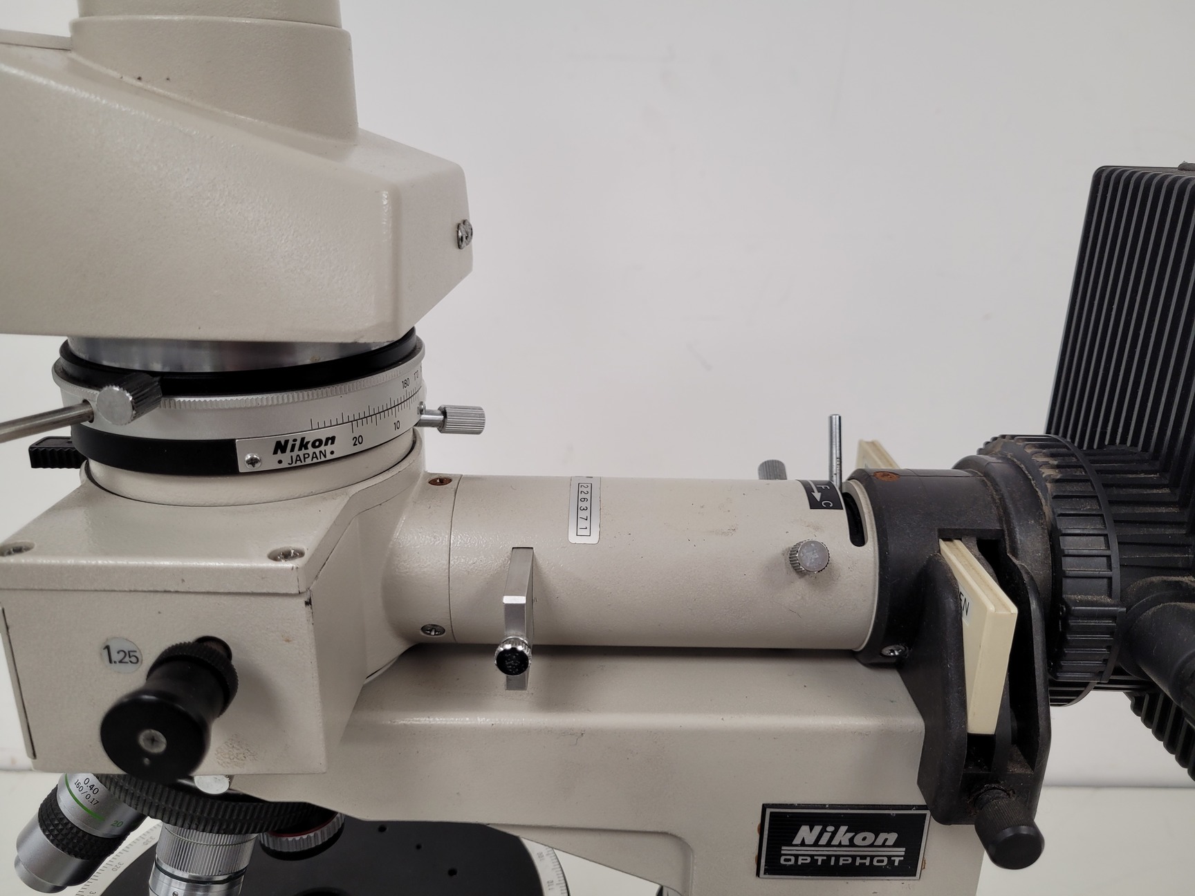 Image of Nikon Optiphot Compound Microscope with 5 x Objectives ph3 P DPlan 20P0 Lab