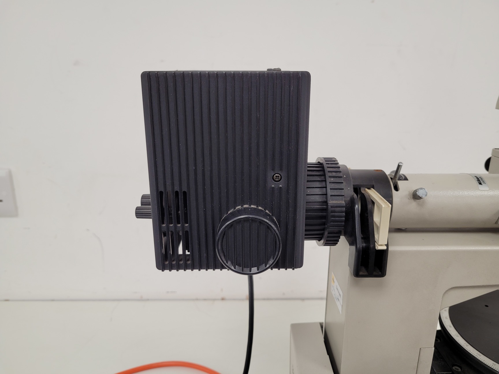 Image of Nikon Optiphot Compound Microscope with 5 x Objectives ph3 P DPlan 20P0 Lab