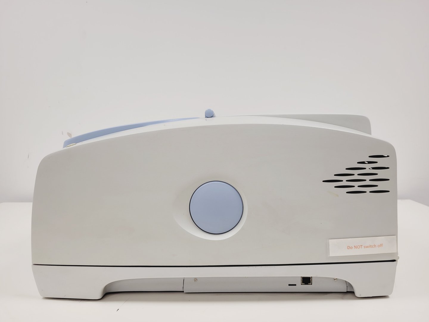 Image of Perkin Elmer Spectrum 65  FT-IR Spectrometer System Lab