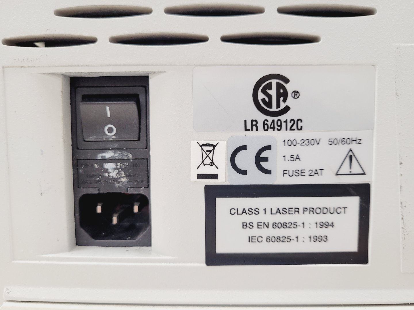 Image of Perkin Elmer Spectrum 400 FT-IR/FT-FIR Spectrometer Lab