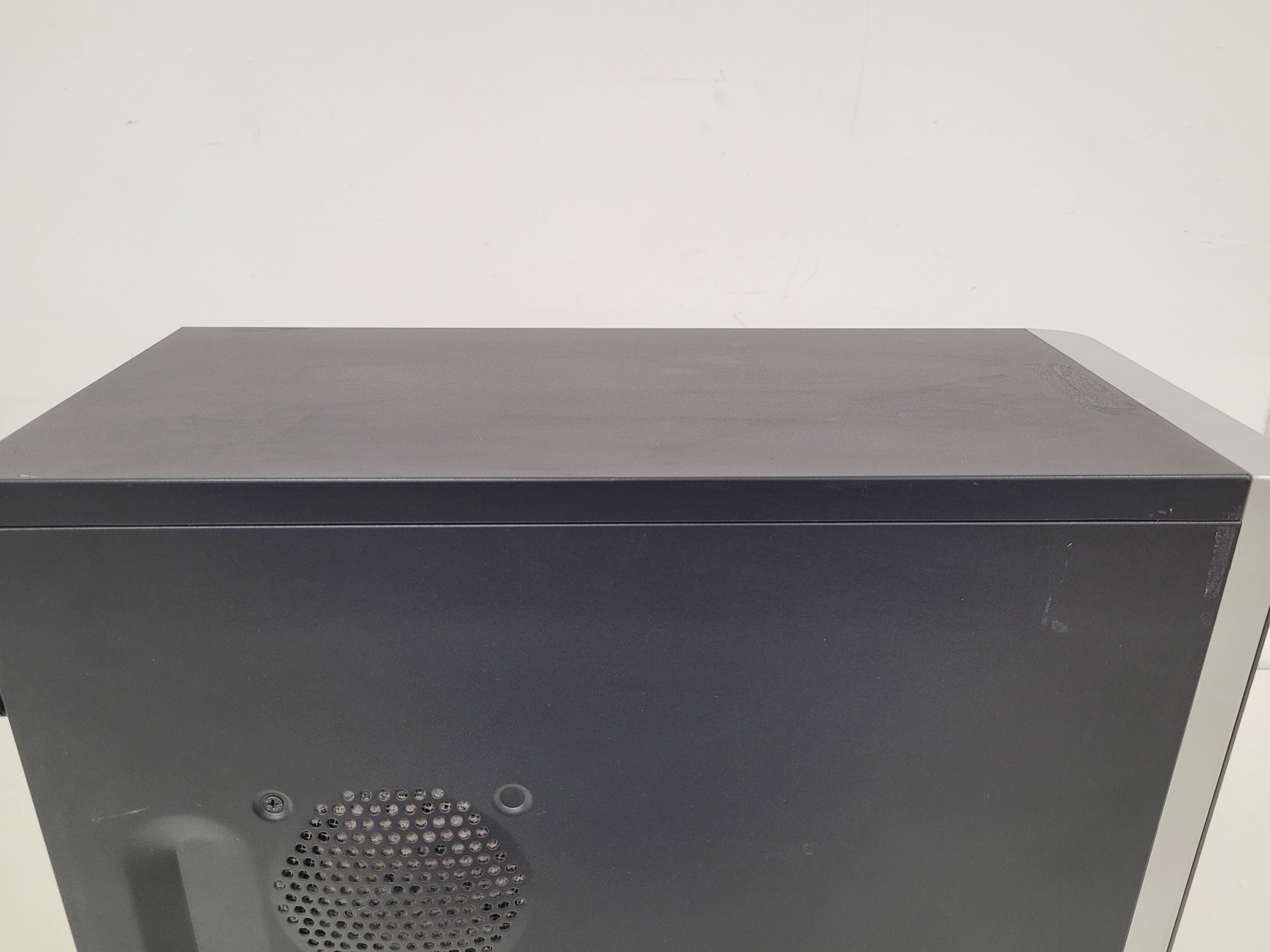 Image of Perkin Elmer Spectrum 400 FT-IR/FT-FIR Spectrometer Lab