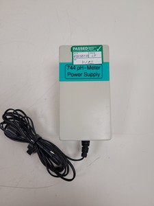 Thumbnail image of Metrohm 744 Benchtop pH Meter  Model: 1.744.0010 Lab Spares/Repairs
