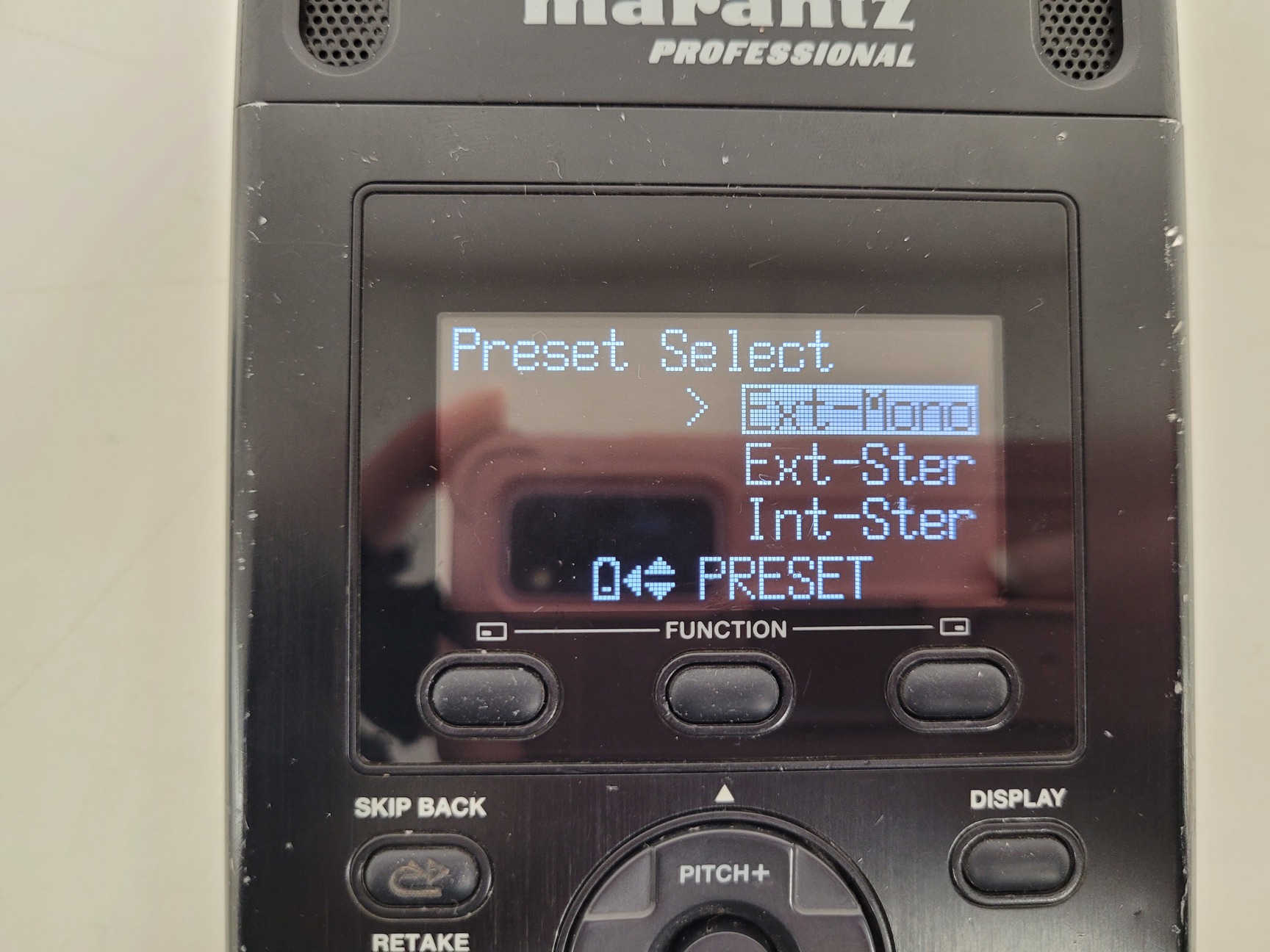 Image of Marantz Professional Solid State Recorder PMD661 MKII with Accessories