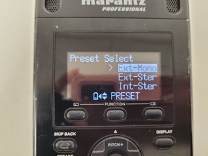 Thumbnail image of Marantz Professional Solid State Recorder PMD661 MKII + Mic + Accessories 