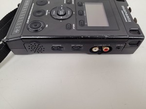 Thumbnail image of Marantz Professional Solid State Recorder PMD661 MKII + Mic + Accessories 