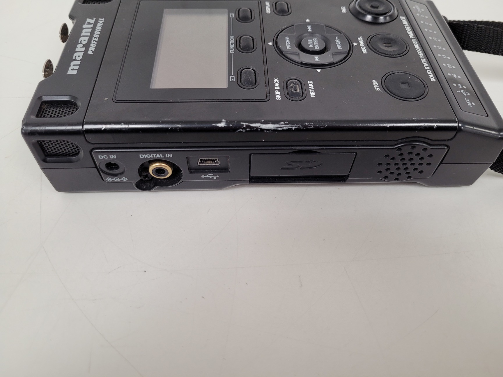 Image of Marantz Professional Solid State Recorder PMD661 MKII + Mic + Accessories 