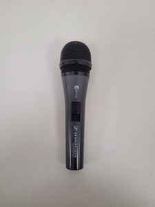Thumbnail image of Marantz Professional Solid State Recorder PMD661 MKII + Mic + Accessories 