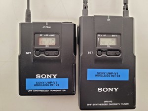Thumbnail image of Sony UHF UTX-B2 Synthesized Transmitter & URX-P2 Diversity Tuner