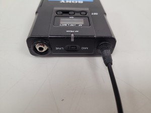 Thumbnail image of Sony UHF UTX-B2 Synthesized Transmitter & URX-P2 Diversity Tuner