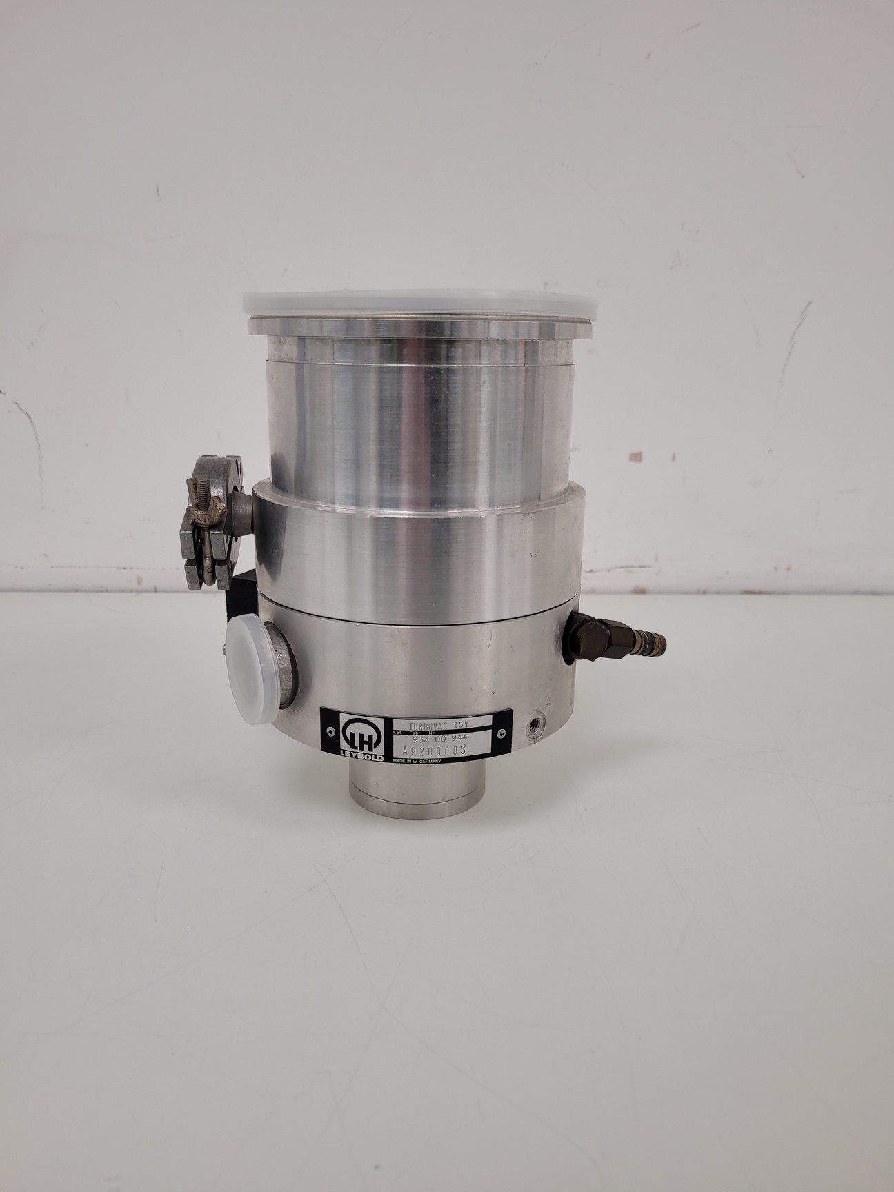 Image of Turbovac 151 Turbo Molecular Pump System - Turbotronik NT 150/360 VH Lab Faulty