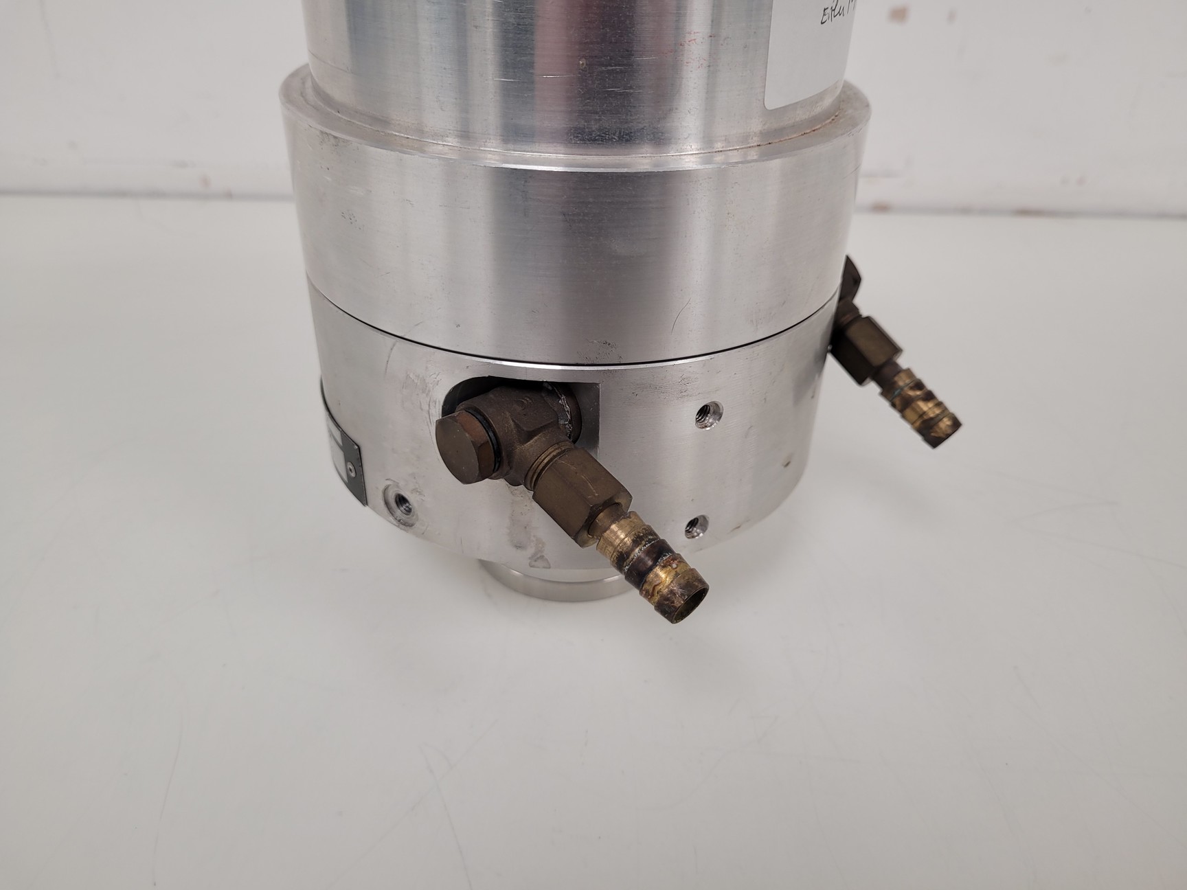 Image of Turbovac 151 Turbo Molecular Pump System - Turbotronik NT 150/360 VH Lab Faulty