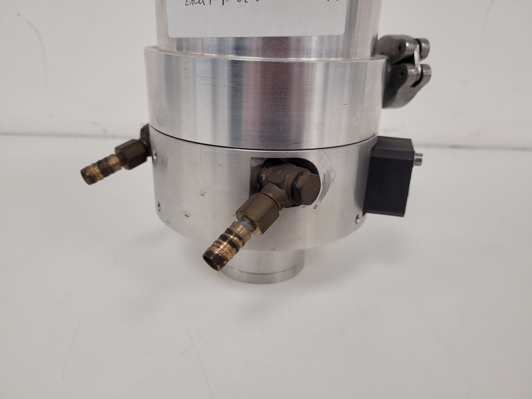 Image of Turbovac 151 Turbo Molecular Pump System - Turbotronik NT 150/360 VH Lab Faulty