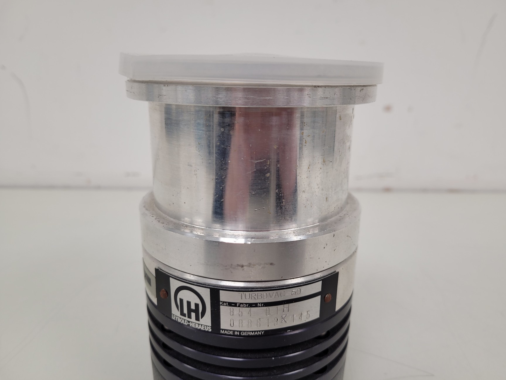 Image of Turbovac 50 Pump  854 01H  088613X145 Turbomolecular Vacuum Pump Lab
