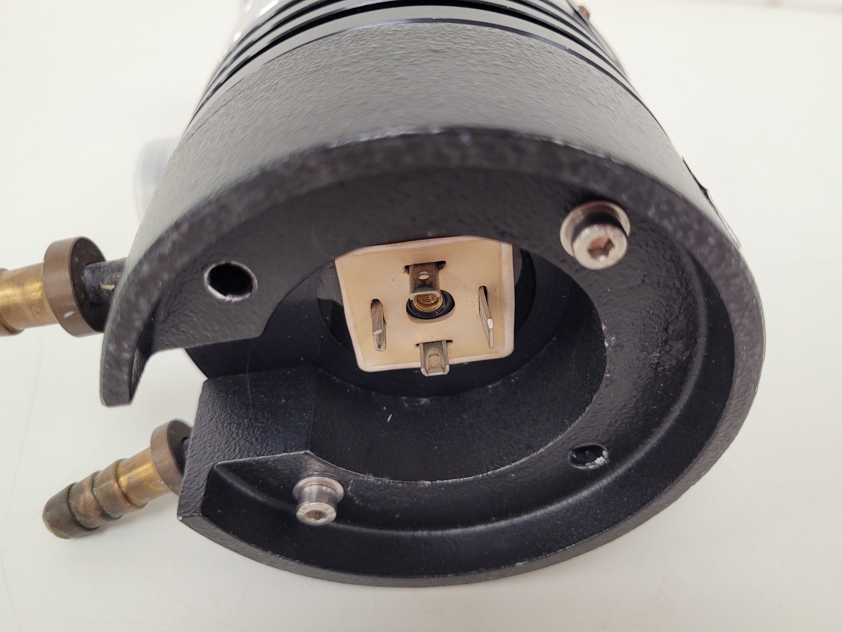 Image of Turbovac 50 Pump  854 01H  088613X145 Turbomolecular Vacuum Pump Lab