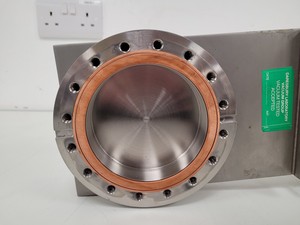 Thumbnail image of VAT 19490 UHV Gate Valve