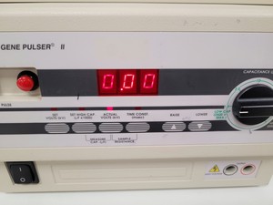 Thumbnail image of Bio-Rad RF Gene Pulser System with Capacitance Extender II  Model: XT55-2107 Lab
