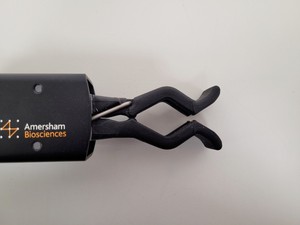 Thumbnail image of Amersham Biosciences Ettan LC 900 FPLC System Lab