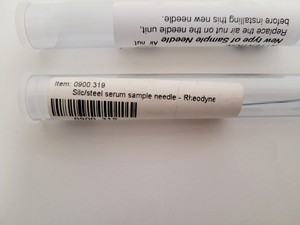 Thumbnail image of Amersham Biosciences Ettan LC 900 FPLC System Lab