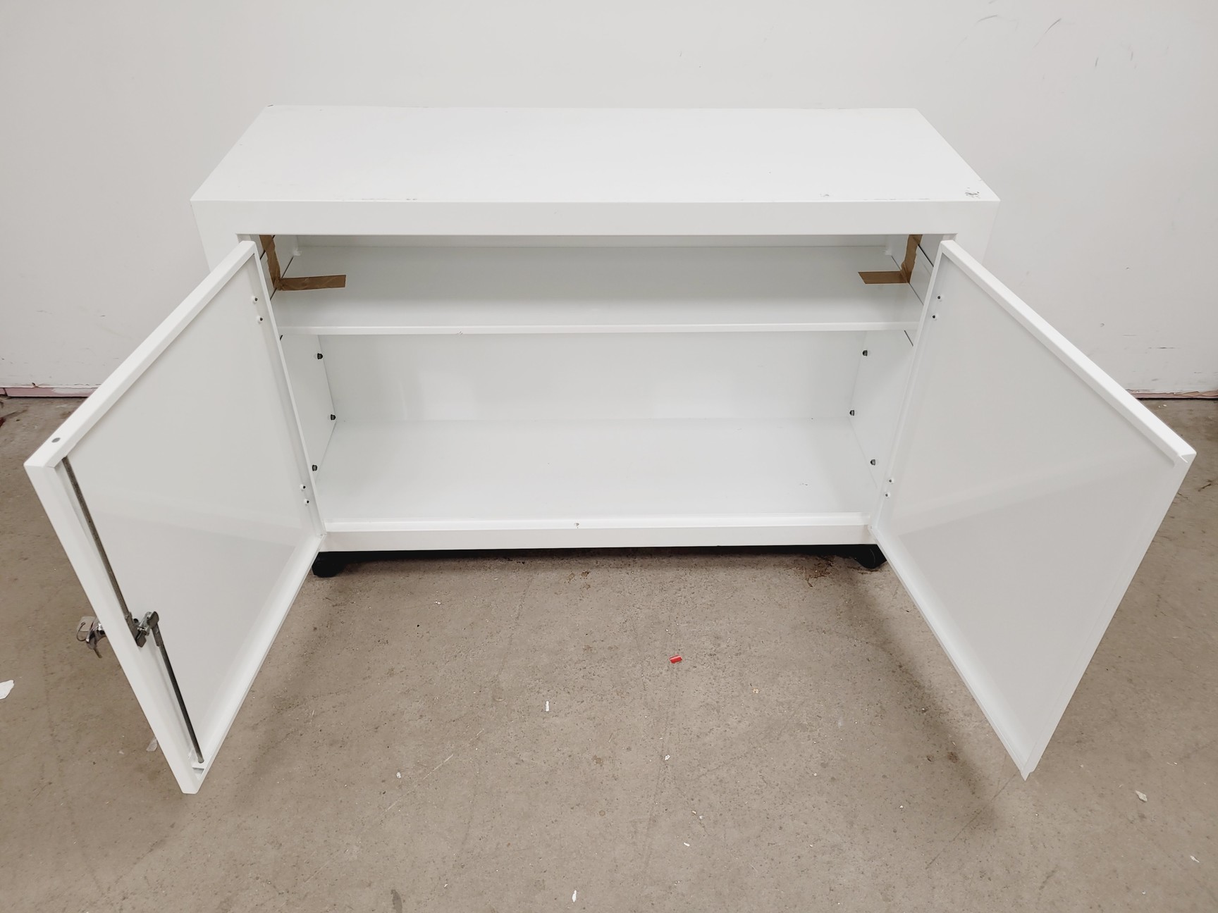 Image of COSHH Acid/Alkali Double Door Storage Cabinet with Keys D38 W108 H64cm Lab