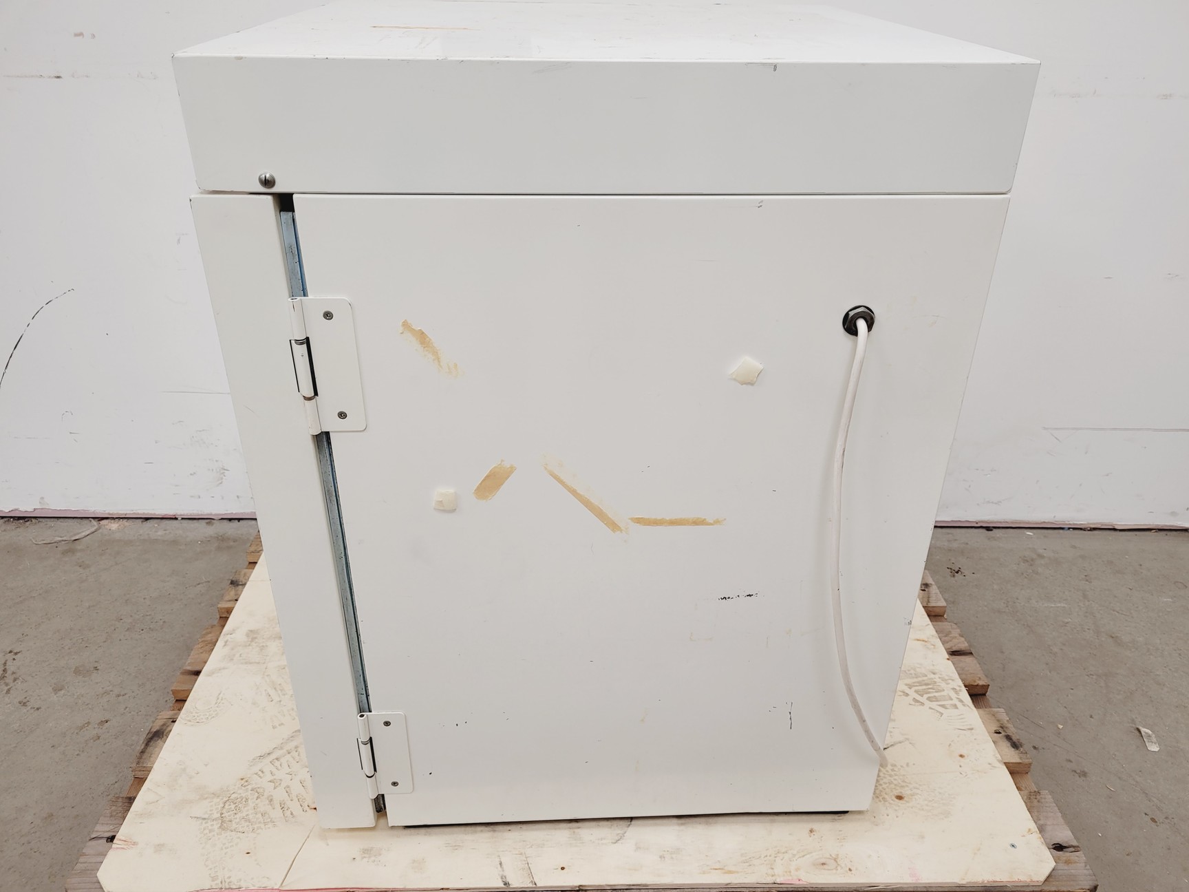 Image of  LEEC PF 2 K Laboratory Incubator Lab Spares/Repairs