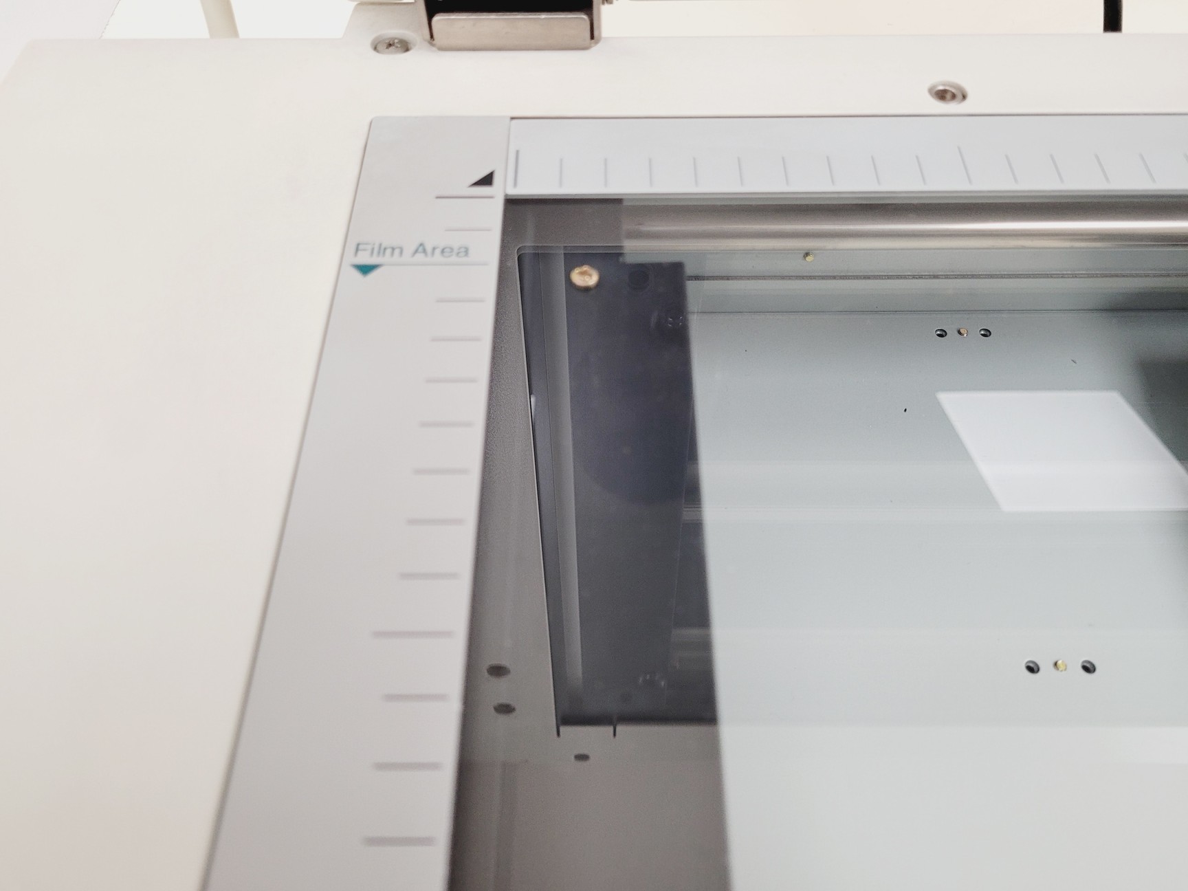Image of Epson Expression 1640 XL Scanner  Model - G650C with A3 Transparency Lid
