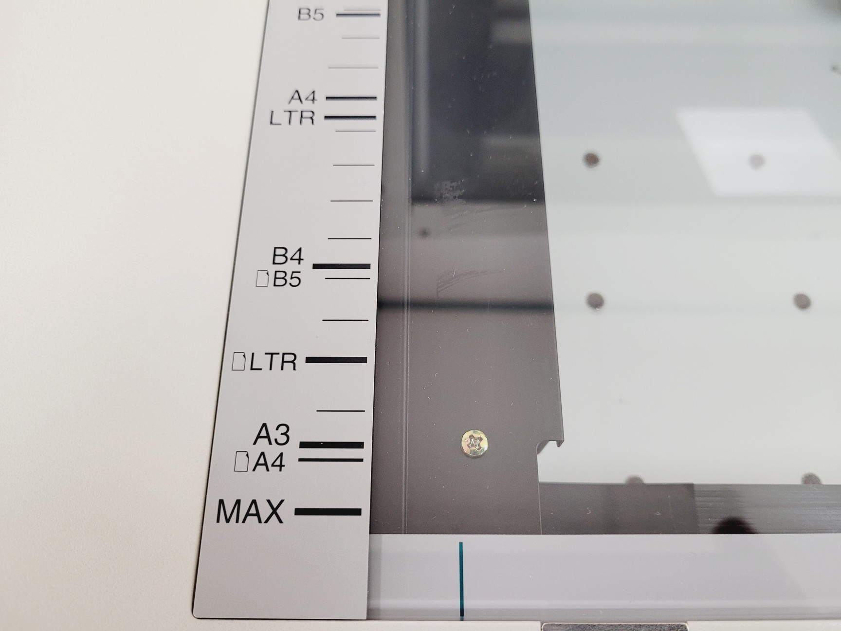 Image of Epson Expression 1640 XL Scanner  Model - G650C with A3 Transparency Lid