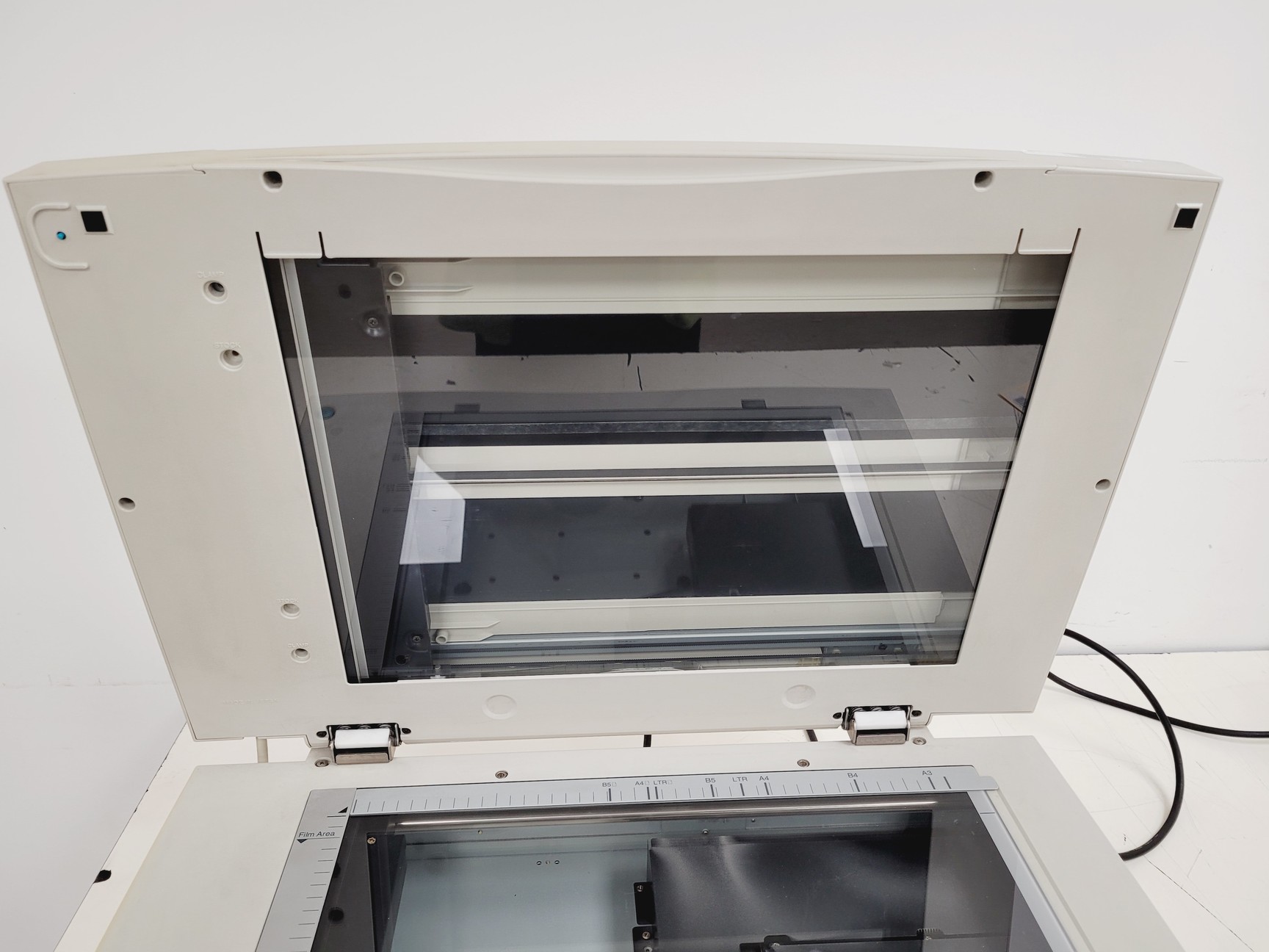Image of Epson Expression 1640 XL Scanner  Model - G650C with A3 Transparency Lid