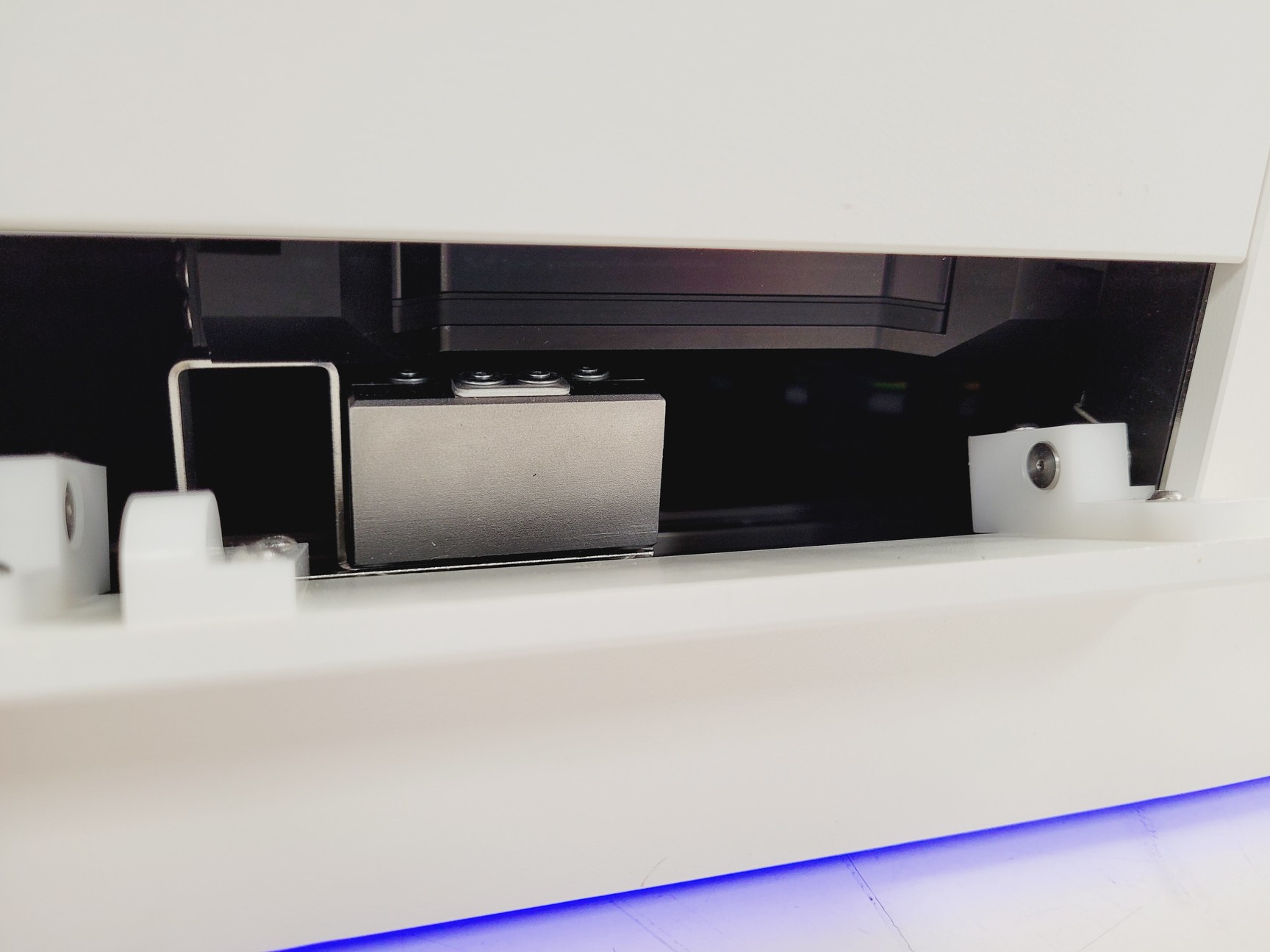 Image of Dispendix I-DOT  Model - I-DOT One Nanoliter Dispenser Lab Spares/Repairs