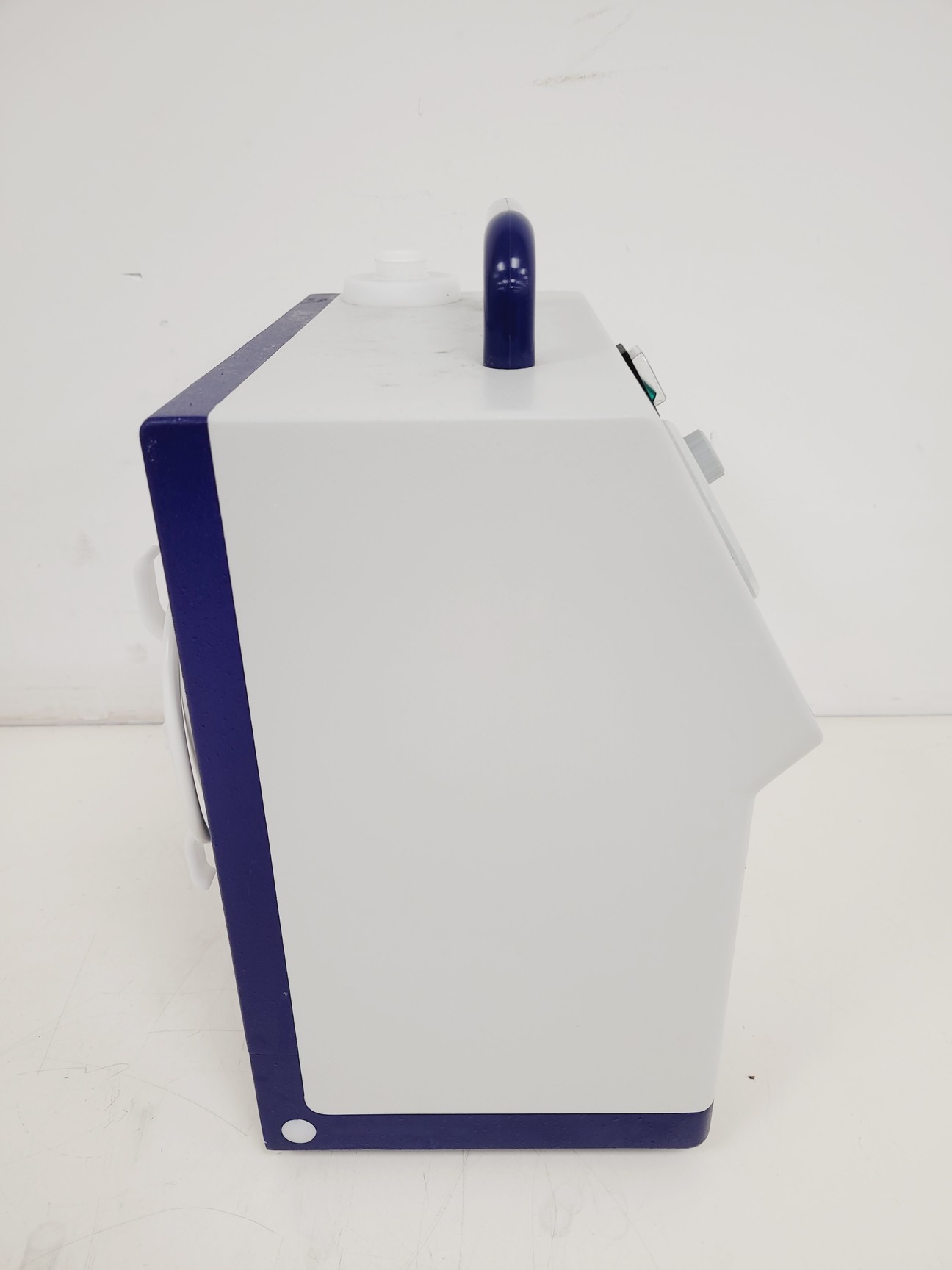 Image of SAM Medical Suction Portable Suction Pump  Model - SAM 12 Lab