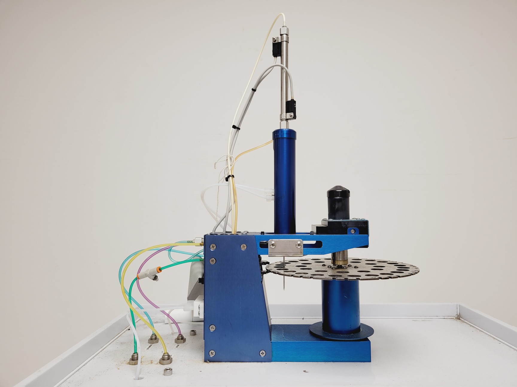 Image of CS Bio Peptide Synthesizer Division System  Model - CS336X with Software Lab