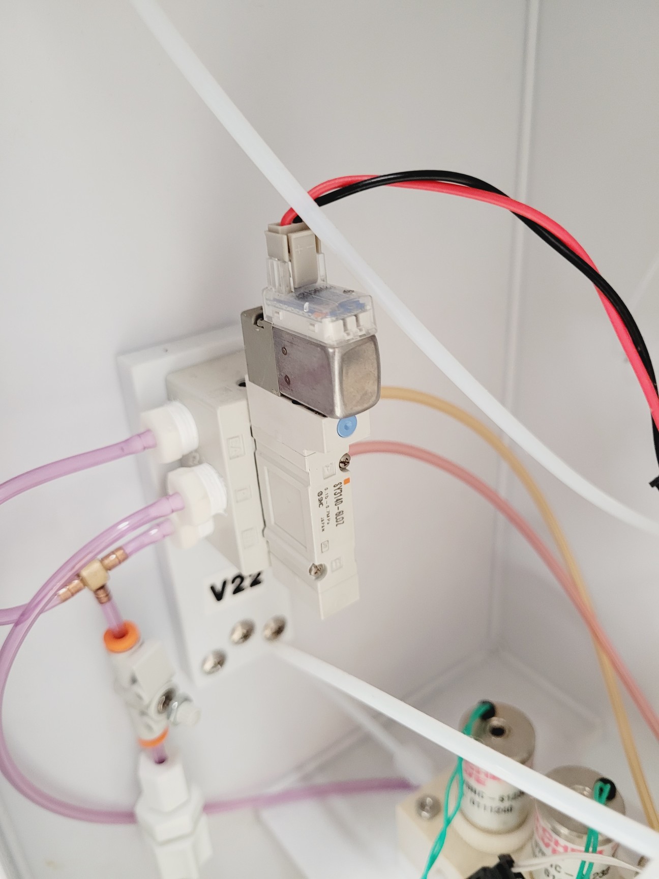 Image of CS Bio Peptide Synthesizer Division System  Model - CS336X with Software Lab