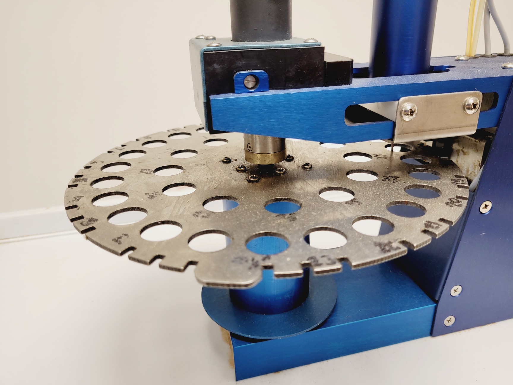 Image of CS Bio Peptide Synthesizer Division System  Model - CS336X with Software Lab