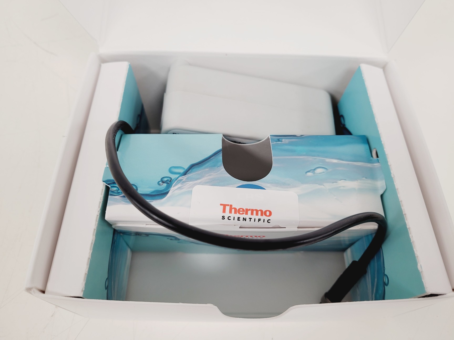 Image of Thermo Scientific Dionex CERS 50 Electrolytically Regenerated Suppressor Lab