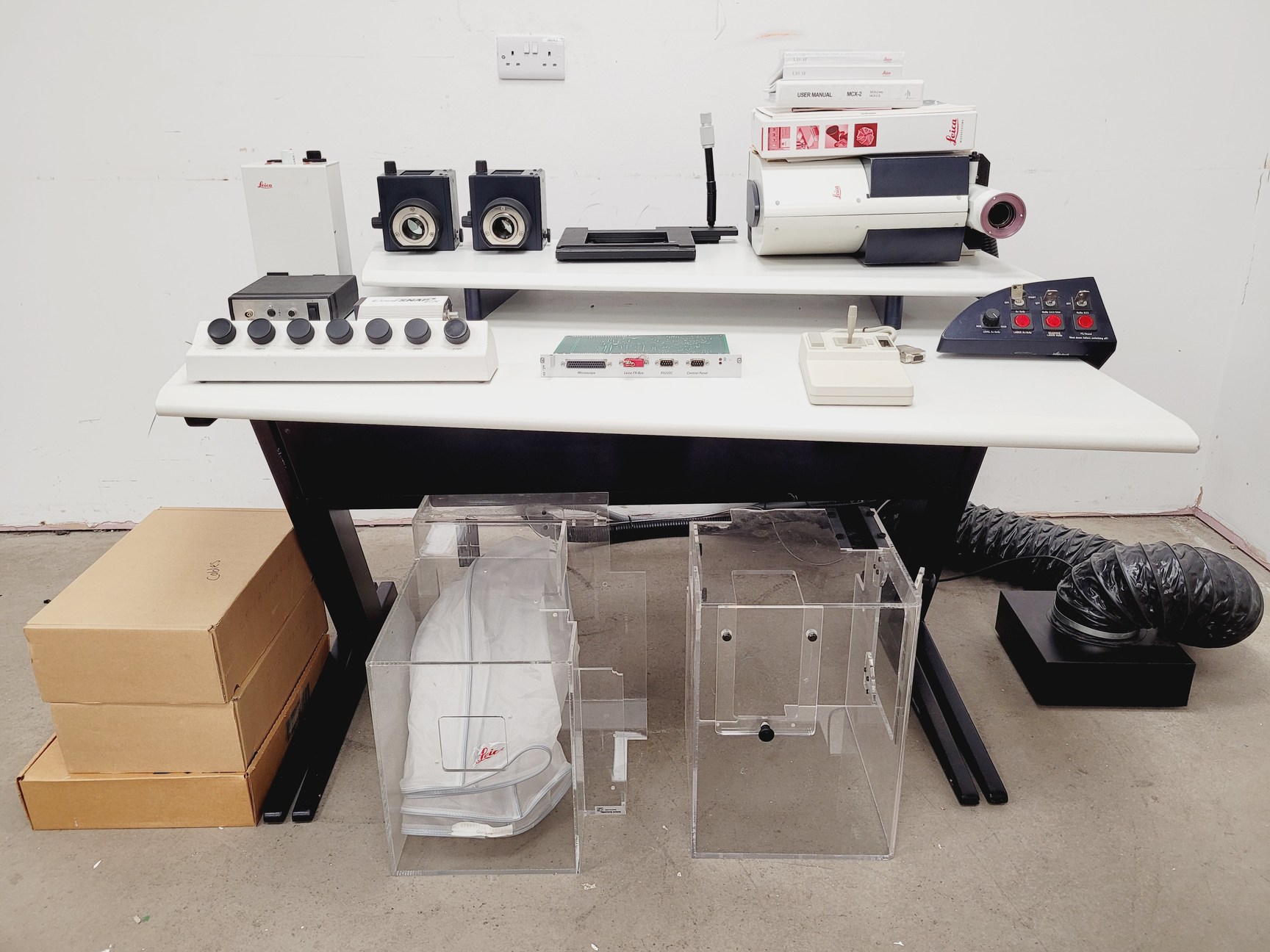 Image of Leica Microsystems Type - TCS SP2 Confocal Microscope System Parts