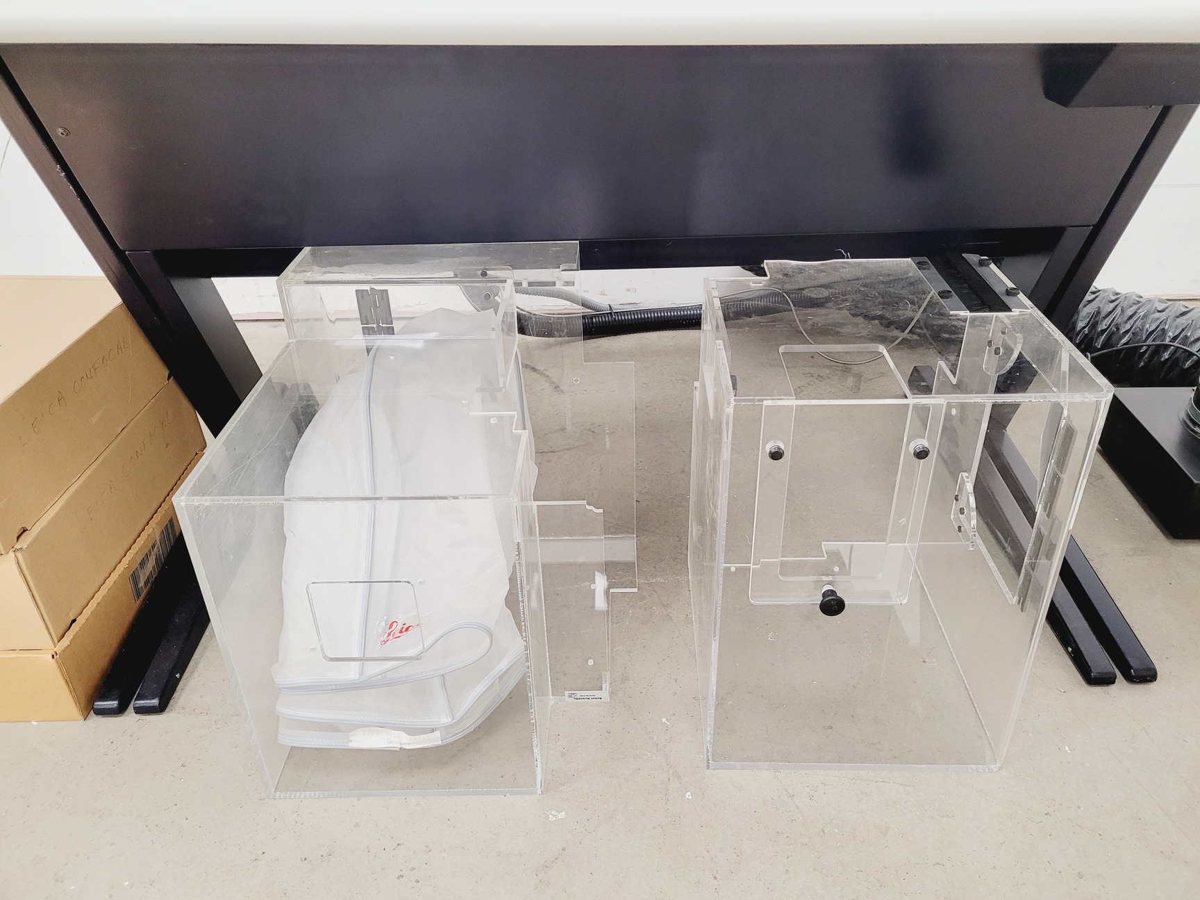 Image of Leica Microsystems Type - TCS SP2 Confocal Microscope System Parts