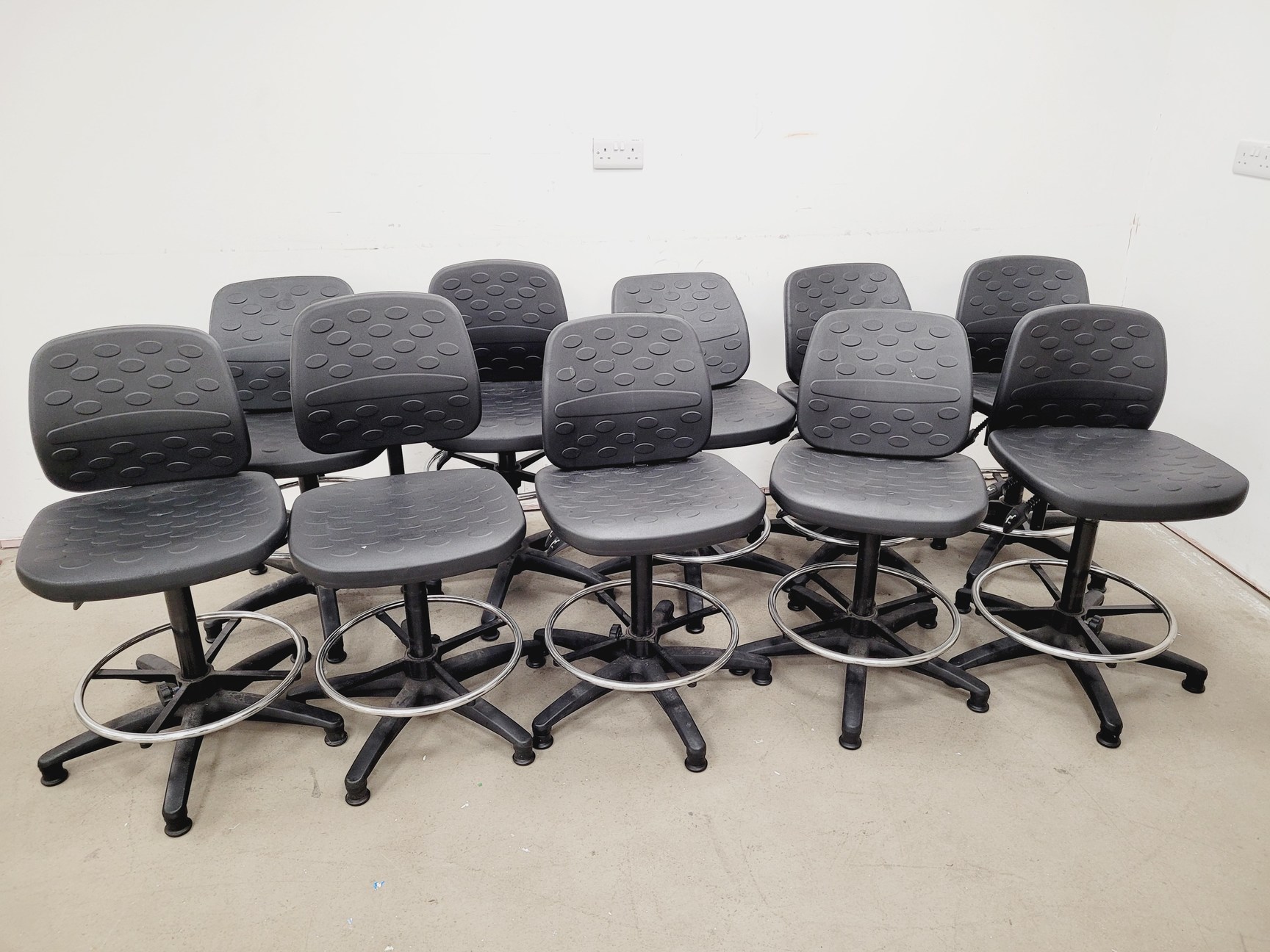 Image of Set of 10 Laboratory/Office Stools/Chairs - Height Adjustable - Black