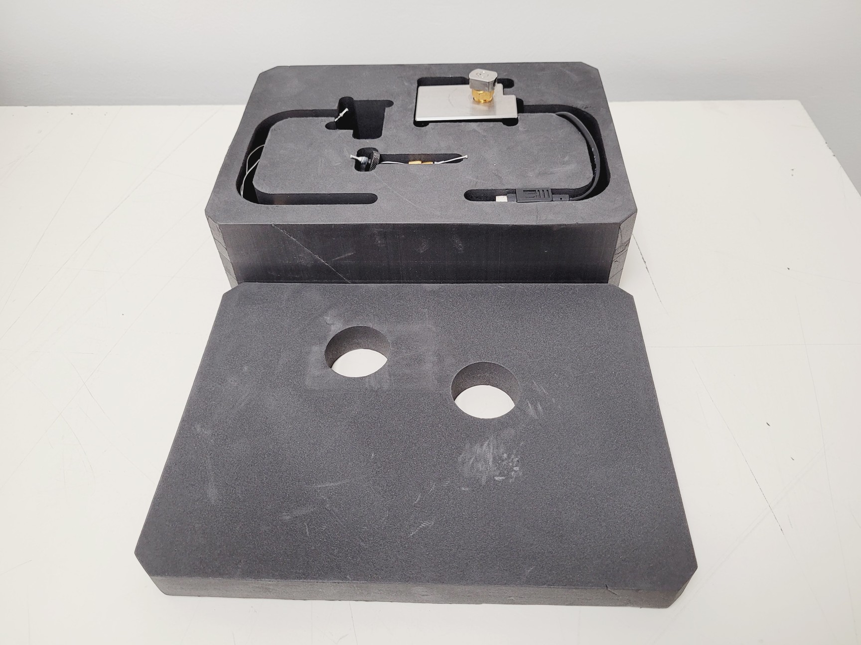 Image of Thermo Dionex UltiMate 3000 HPLC System Lab Spares/Repairs