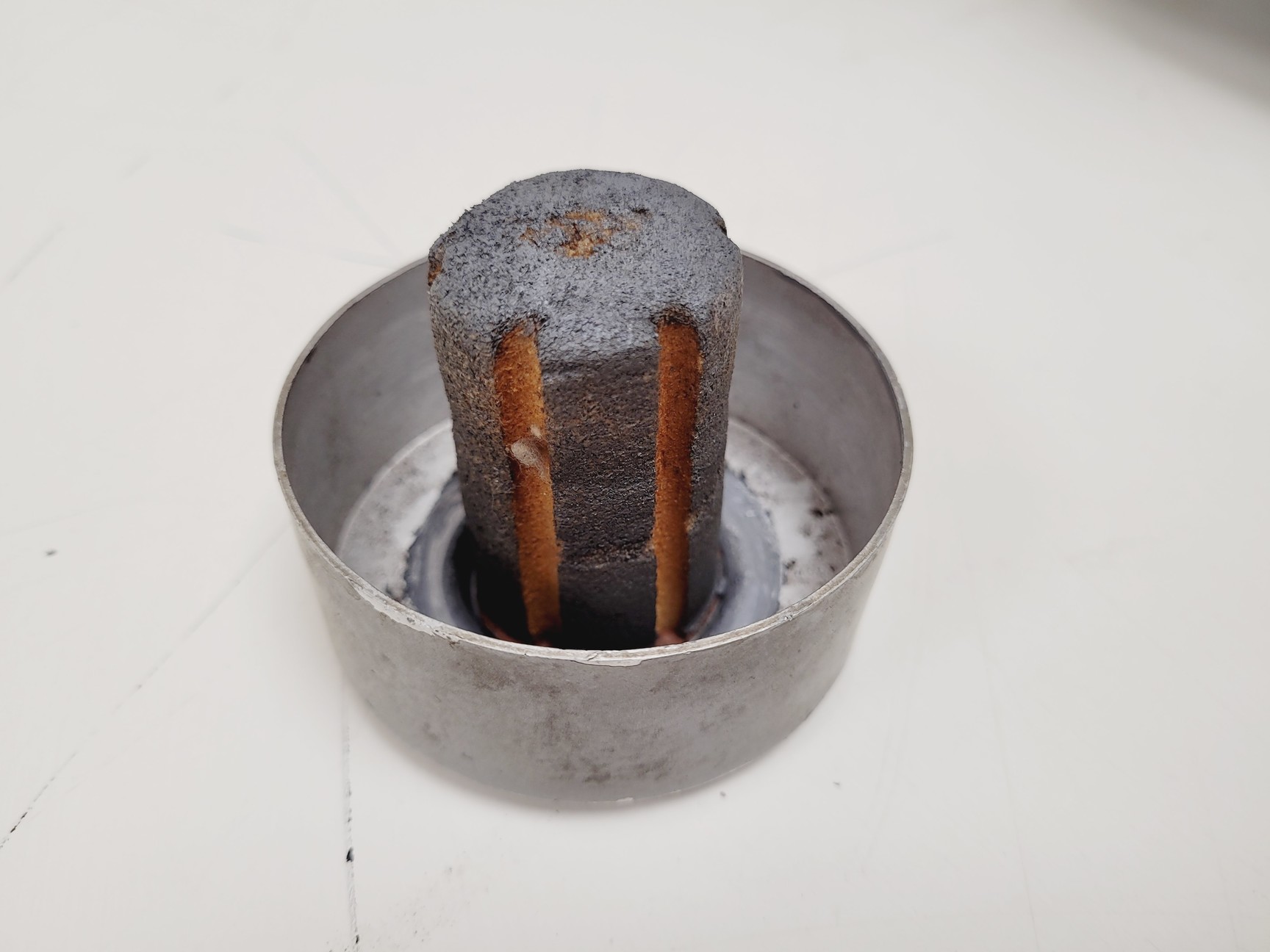 Image of Union Carbide Liquefied Gas Container Liquid Nitrogen Dispensing Dewar Lab