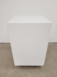 Thumbnail image of 4 x White Laboratory Cupboards/Cabinets & Drawers Lab